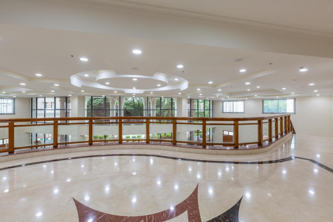 Kstdc Kumarakrupa Hotel Bangalore Luaran gambar